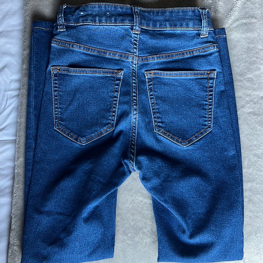 Pull and bear medium wash denim